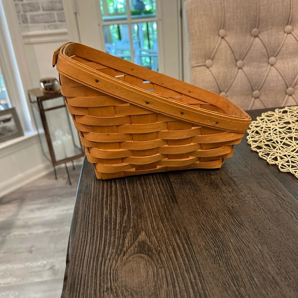 Longaberger small vegetable